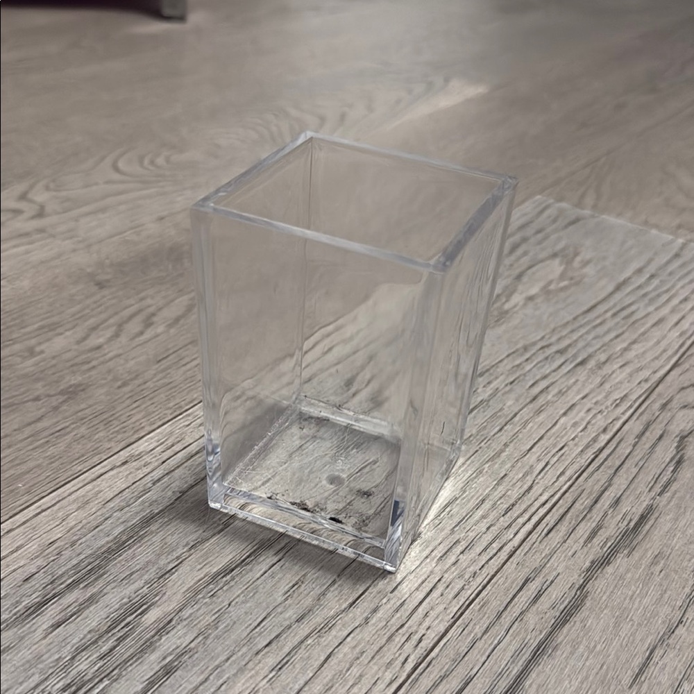 Clear Acrylic Square Vase/ Brush/ Pen holder